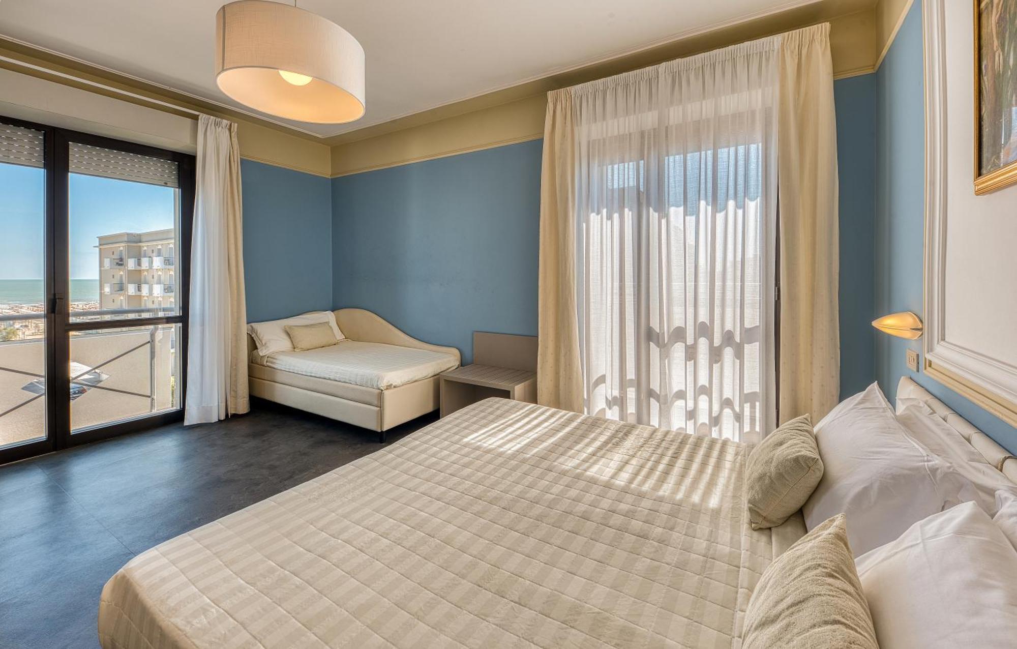 Hotel Augustus Rimini Dış mekan fotoğraf